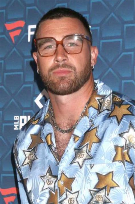 travis kelce glasses.